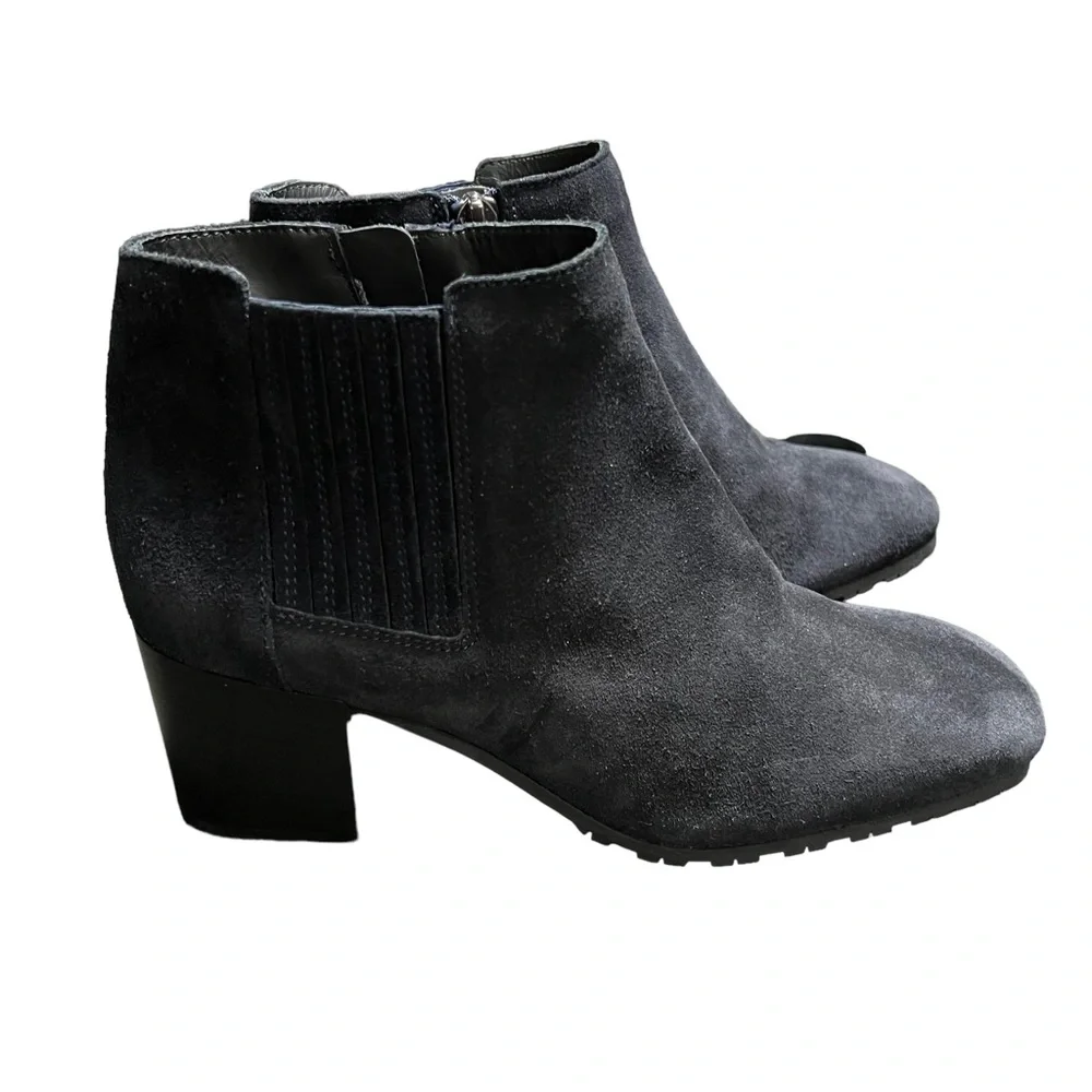 Aquatalia Charlotte 445822 Navy Suede Ankle Booties 7.5M Waterproof NWOB